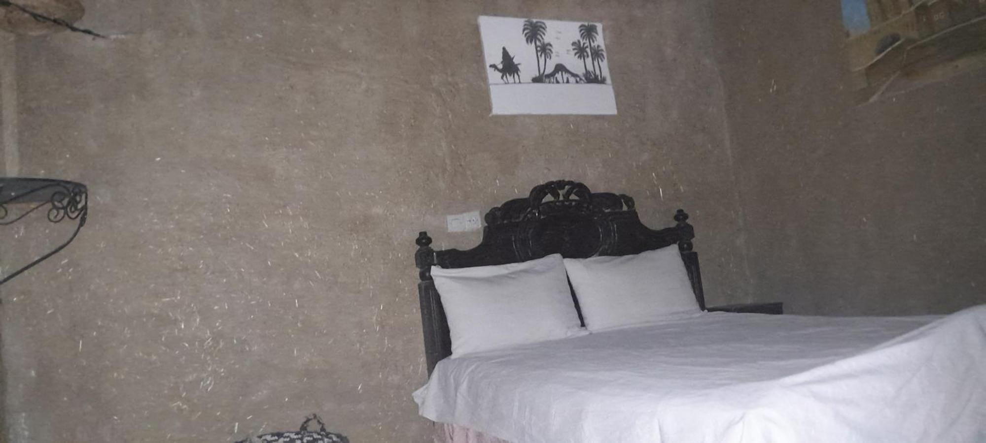Oasis Travel Bed & Breakfast Tazouka Bilik gambar
